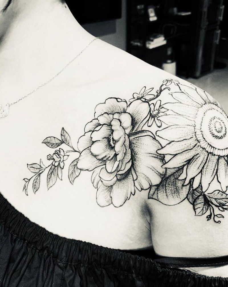 素花芍药向日葵牡丹纹身图片_肩部纹身图案