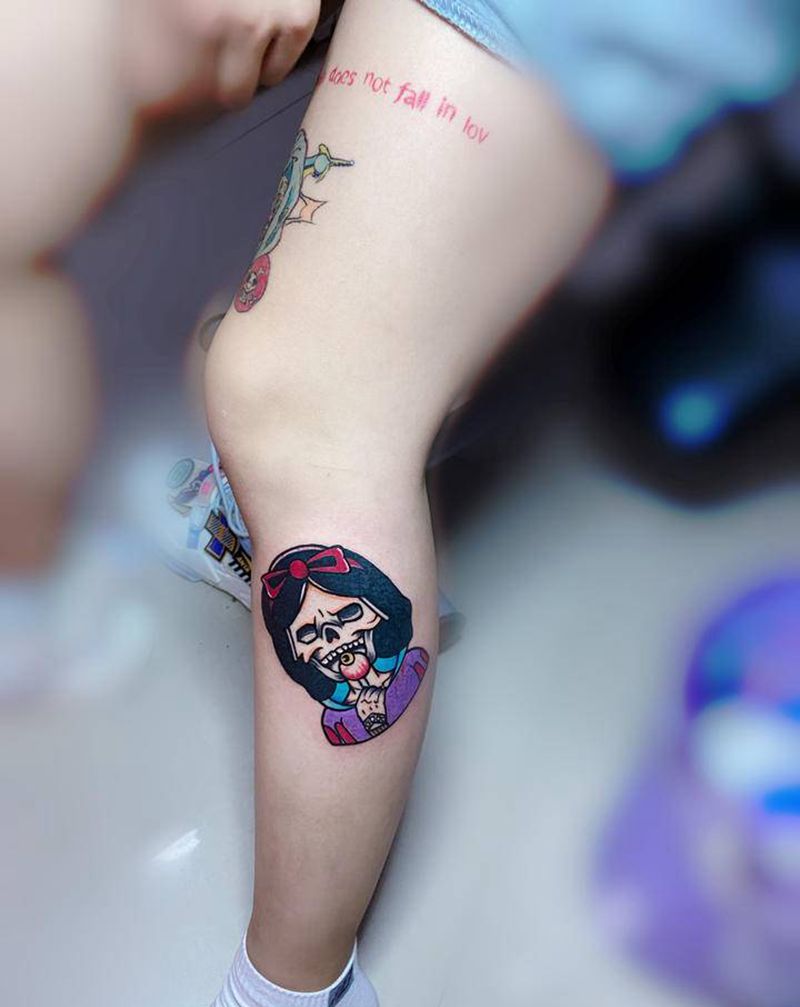 白雪公主纹身黑化纹身图片_腿部Old School纹身图案