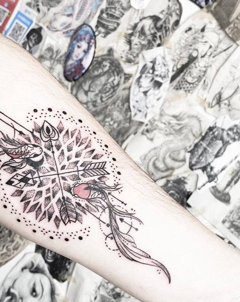 金鱼纹身点刺几何风纹身纹身图片_手臂点刺几何纹身图案