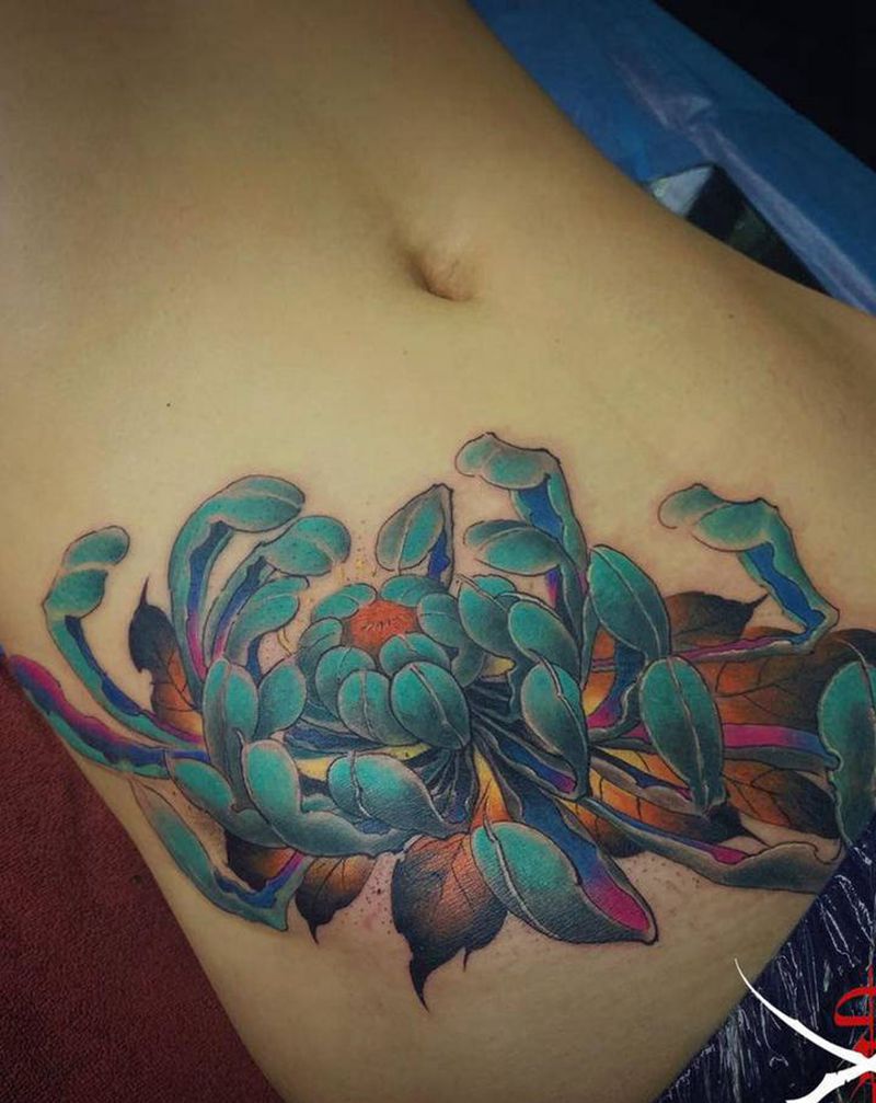 遮盖纹身图片_腹部新传统纹身图案