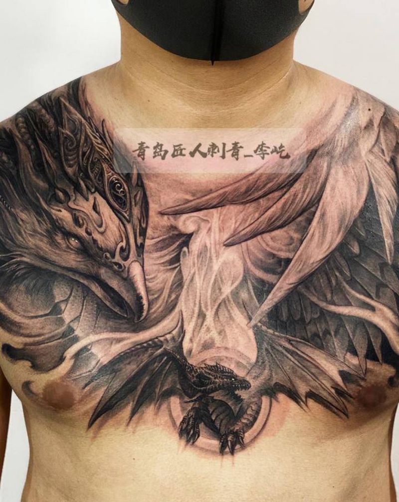 凤凰花胸纹身图片_胸部欧美写实新传统凤凰守护纹身图案