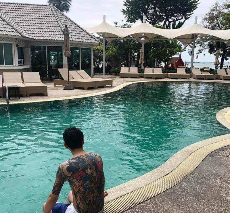 买家绣纹身图片_背部老传统传统纹身图案