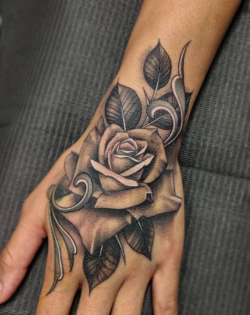 爆手背纹身图片_手部纹身图案