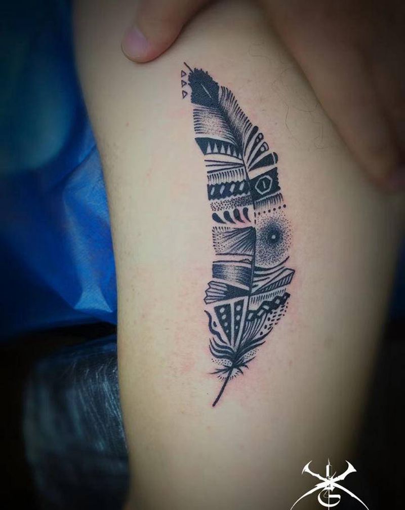 羽纹身图片_手臂图腾纹身图案