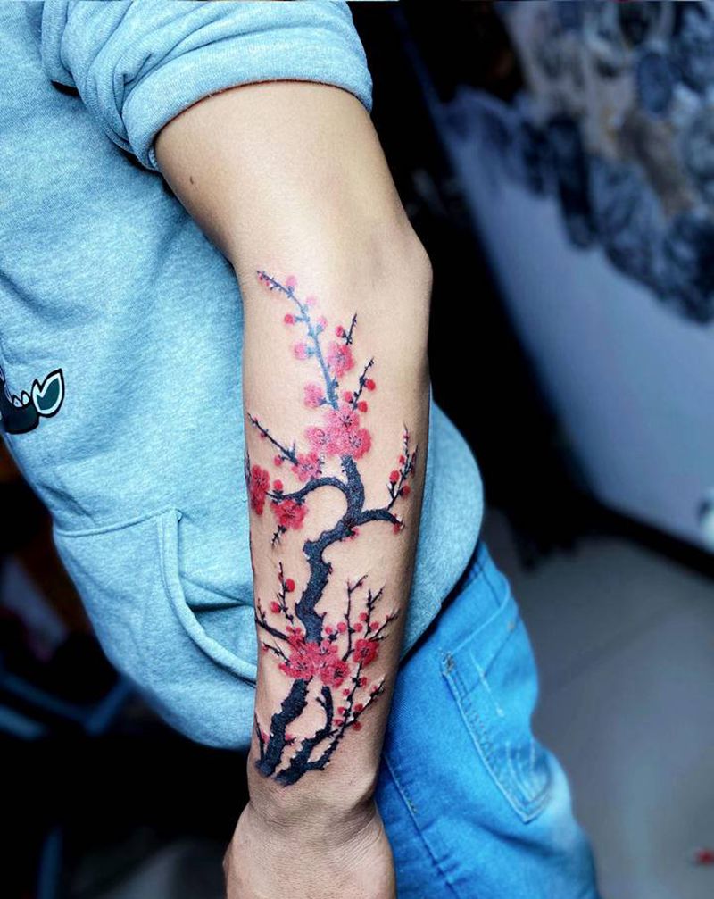 梅花纹身 一剪寒梅纹身图片_手臂水彩水墨纹身图案