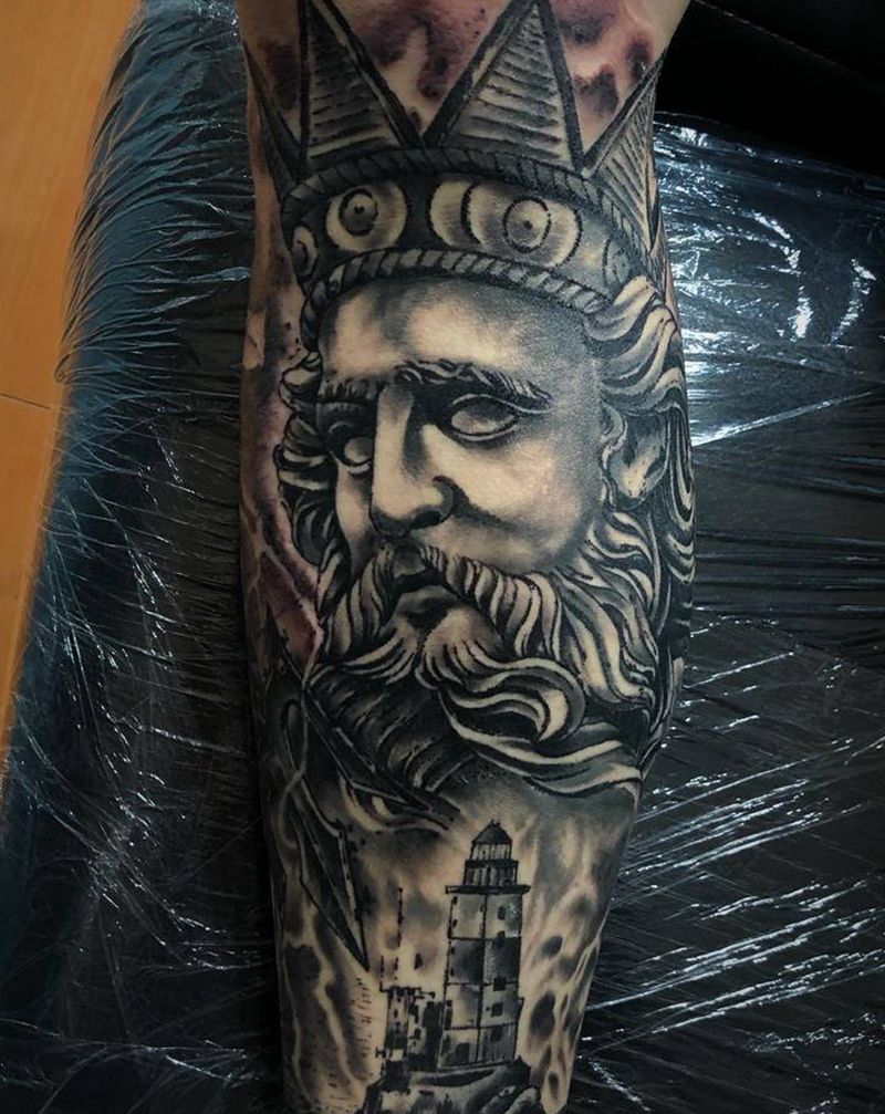 海神——波塞冬纹身图片_腿部纹身图案