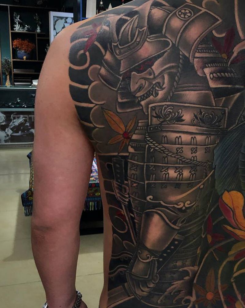 添加满背鬼武士纹身图片_背部纹身图案