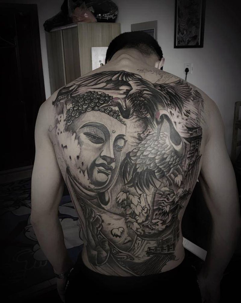 满背佛首仙鹤再一次完成纹身图片_背部纹身图案