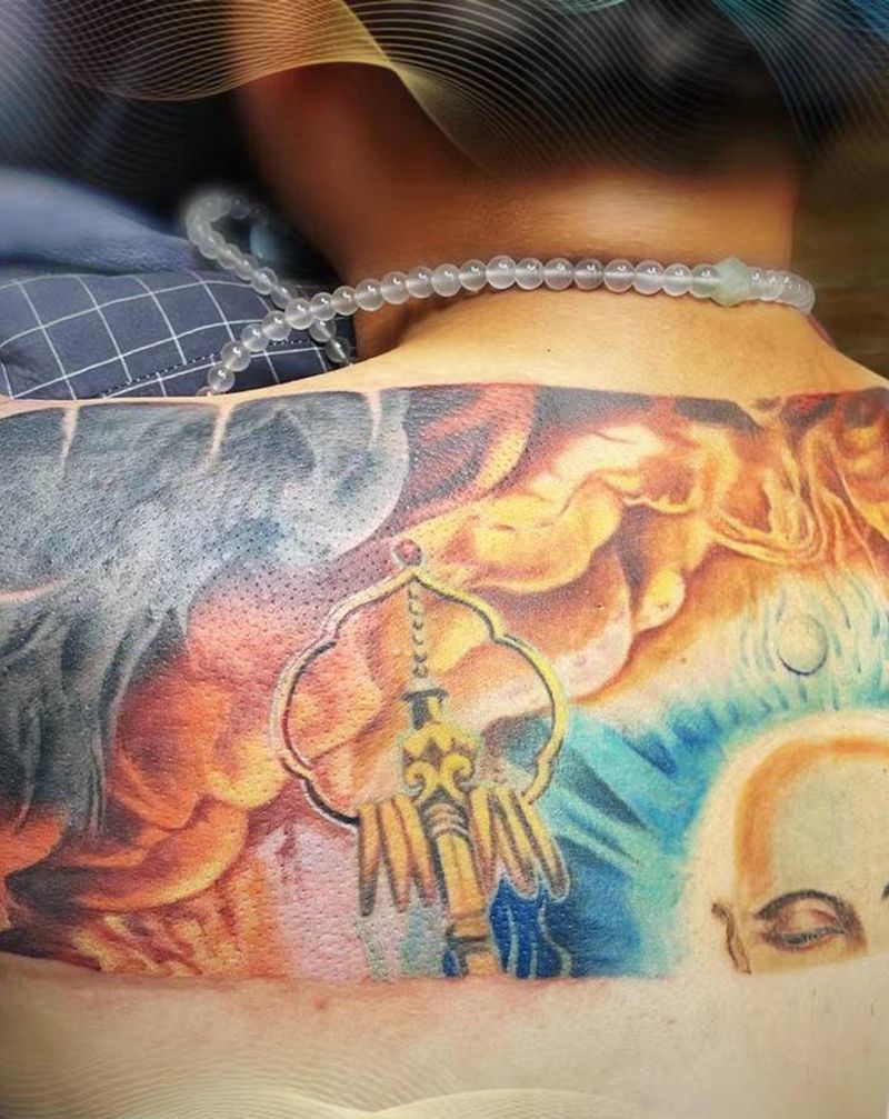 进度纹身图片_背部新传统欧美写实纹身图案