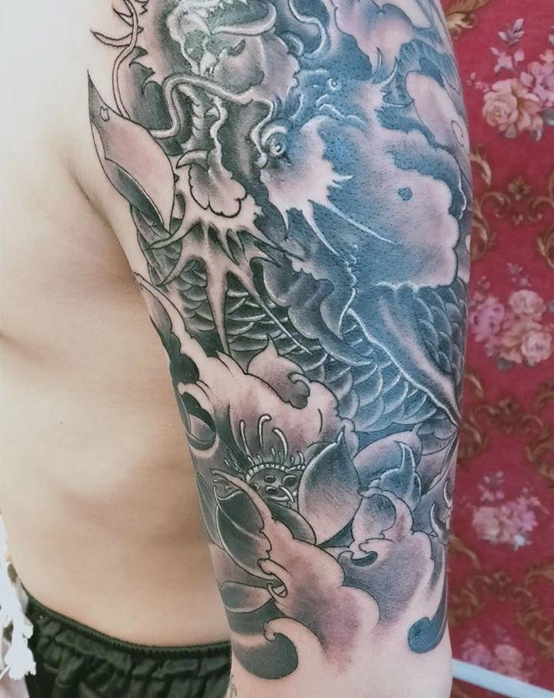 龙纹身图片_手臂新传统纹身图案