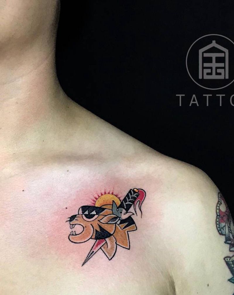 剑虎纹身图片_胸部Old School纹身图案