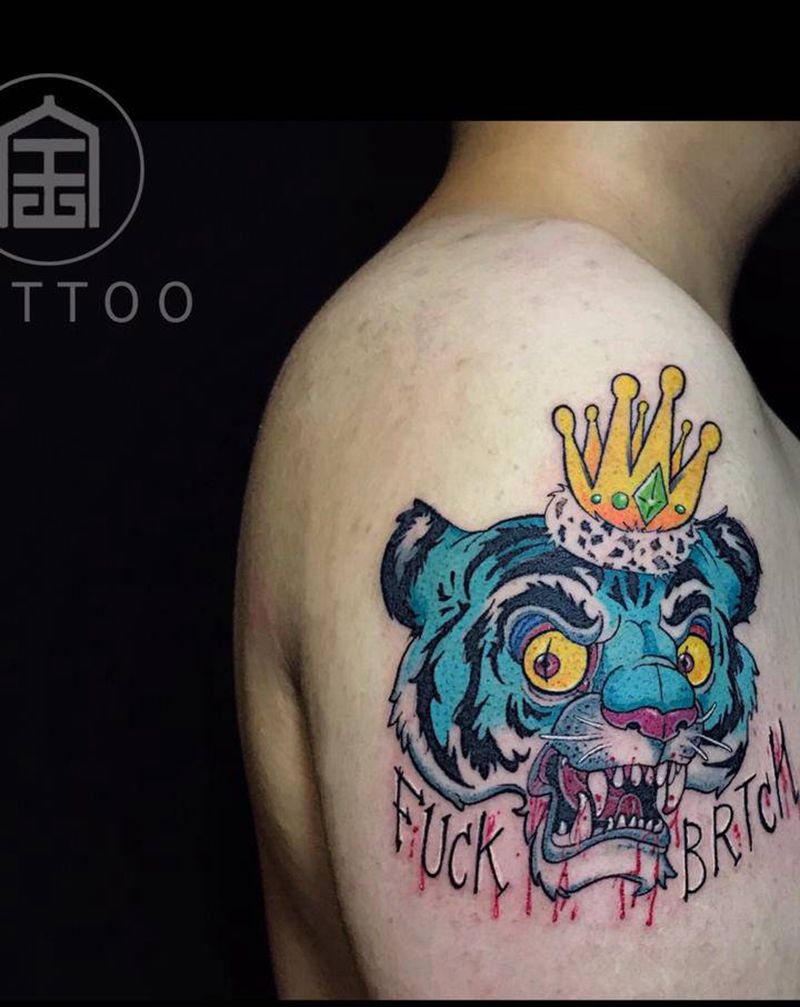 皇冠老虎纹身图片_手臂New School老虎纹身图案