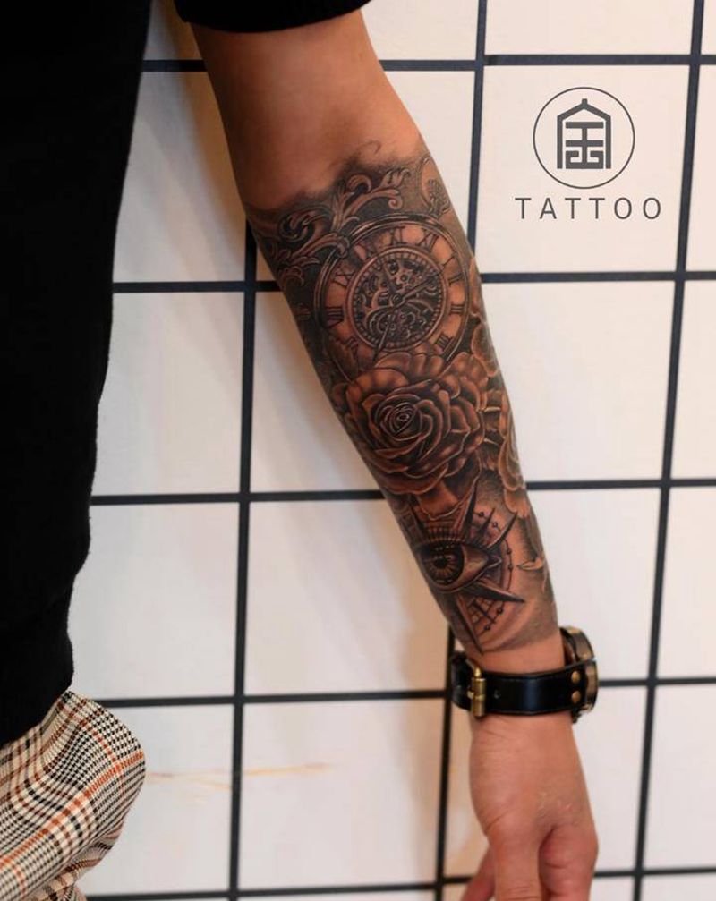 梦想的穿越纹身图片_手臂欧美写实包小臂上帝之眼纹身图案