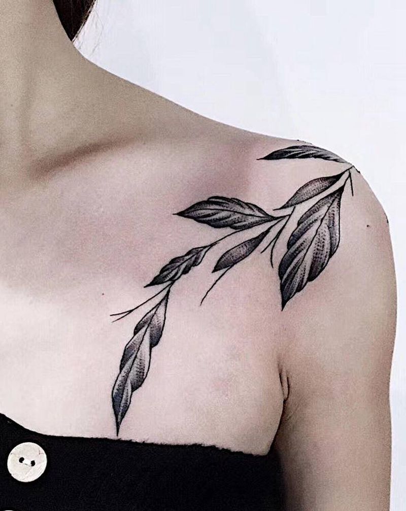 叶纹身图片_肩部纹身图案