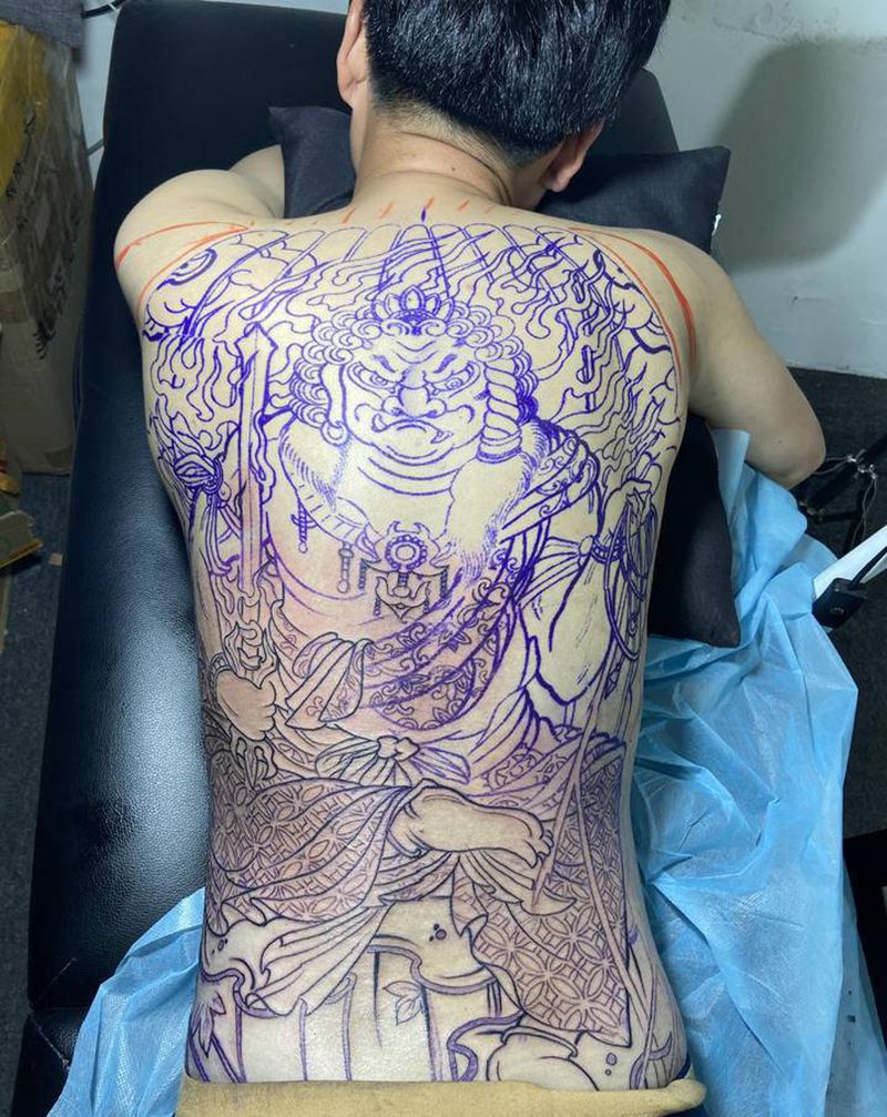满背、不动明王纹身图片_背部老传统纹身图案