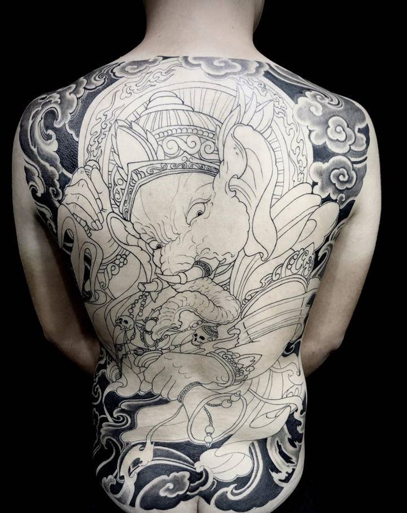 象神纹身图片_背部新传统老传统象神纹身图案
