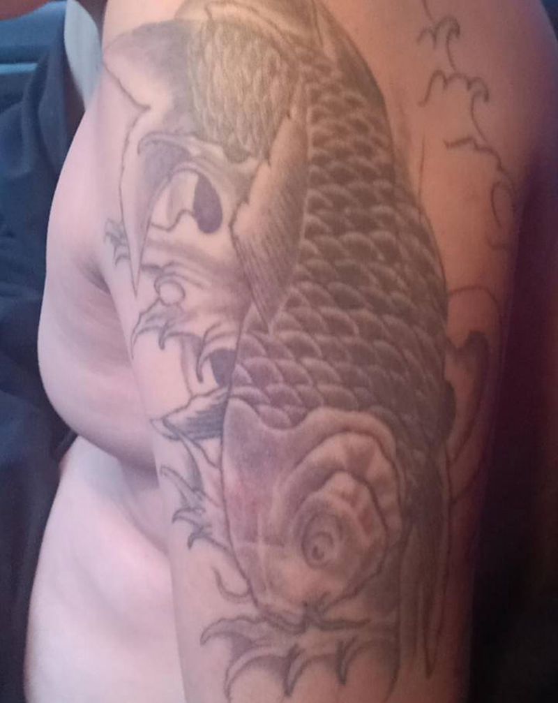 给旧纹身 美一下容纹身图片_手臂纹身图案