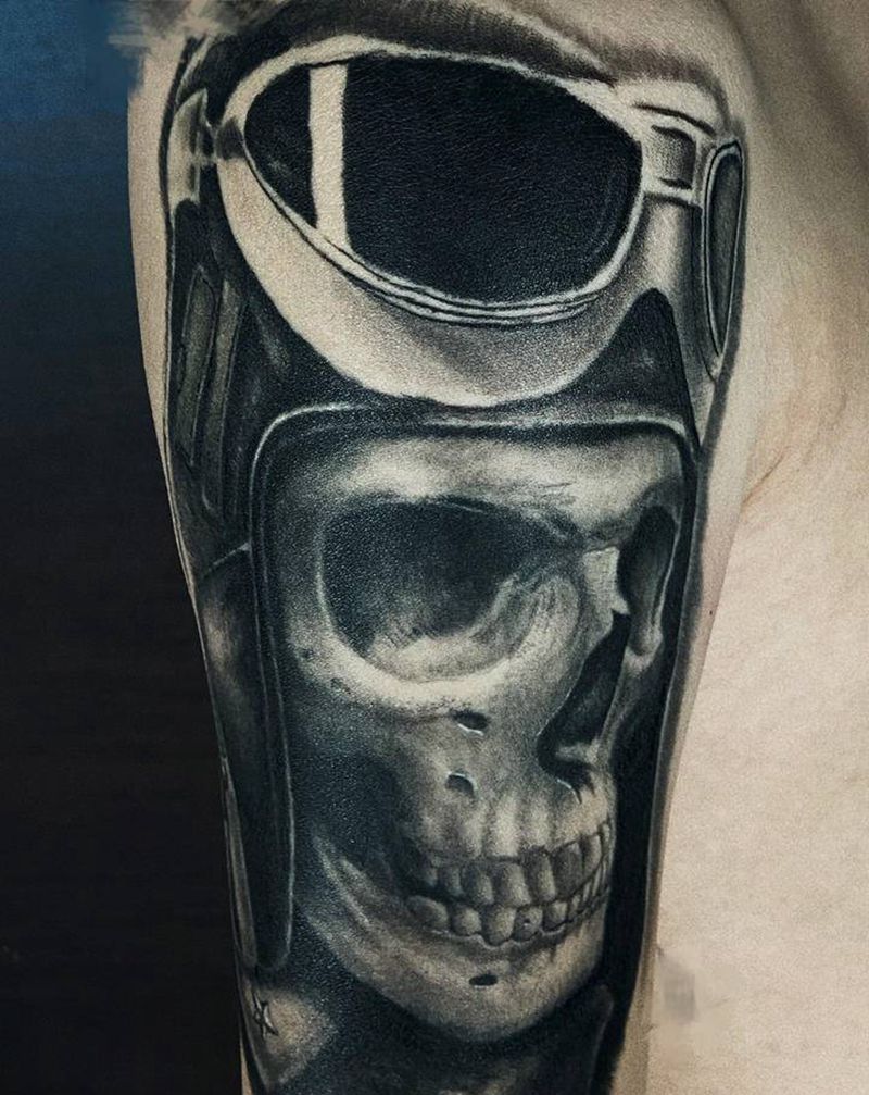 飞行员骷髅纹身图片_欧美写实纹身图案
