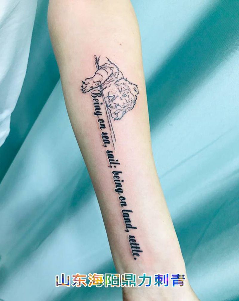 DL  小臂内侧英文控纹身图片_手臂老传统纹身图案