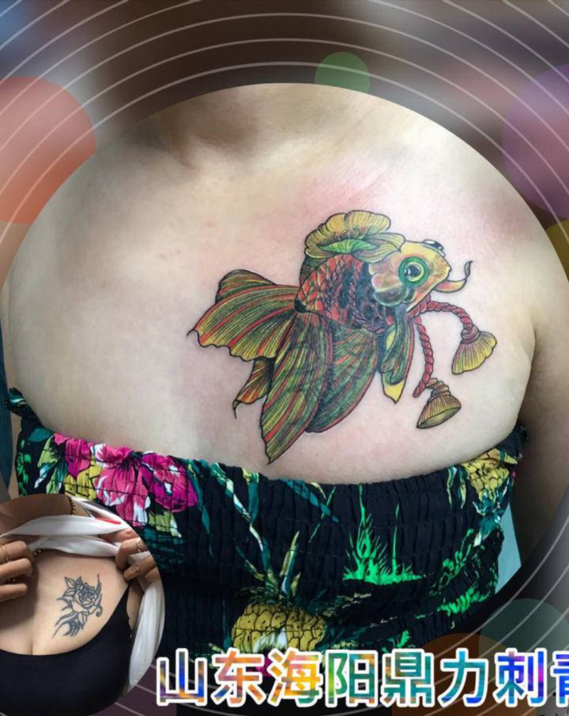 DL 遮盖纹身图片_胸部老传统纹身图案