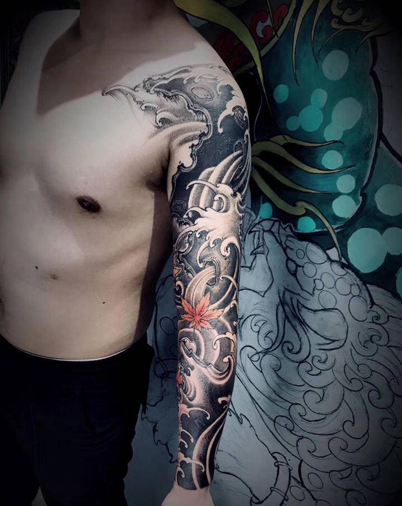 浪臂纹身图片_手臂新传统水浪纹身图案