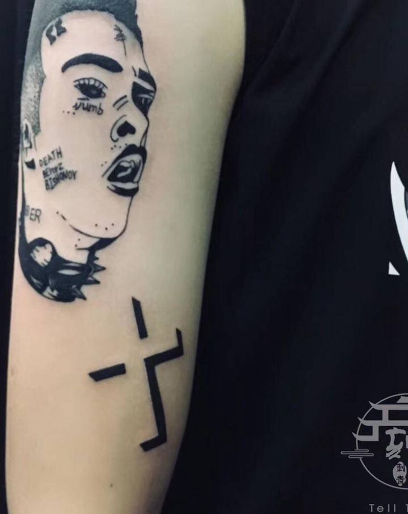 十字架纹身图片_手臂纹身图案