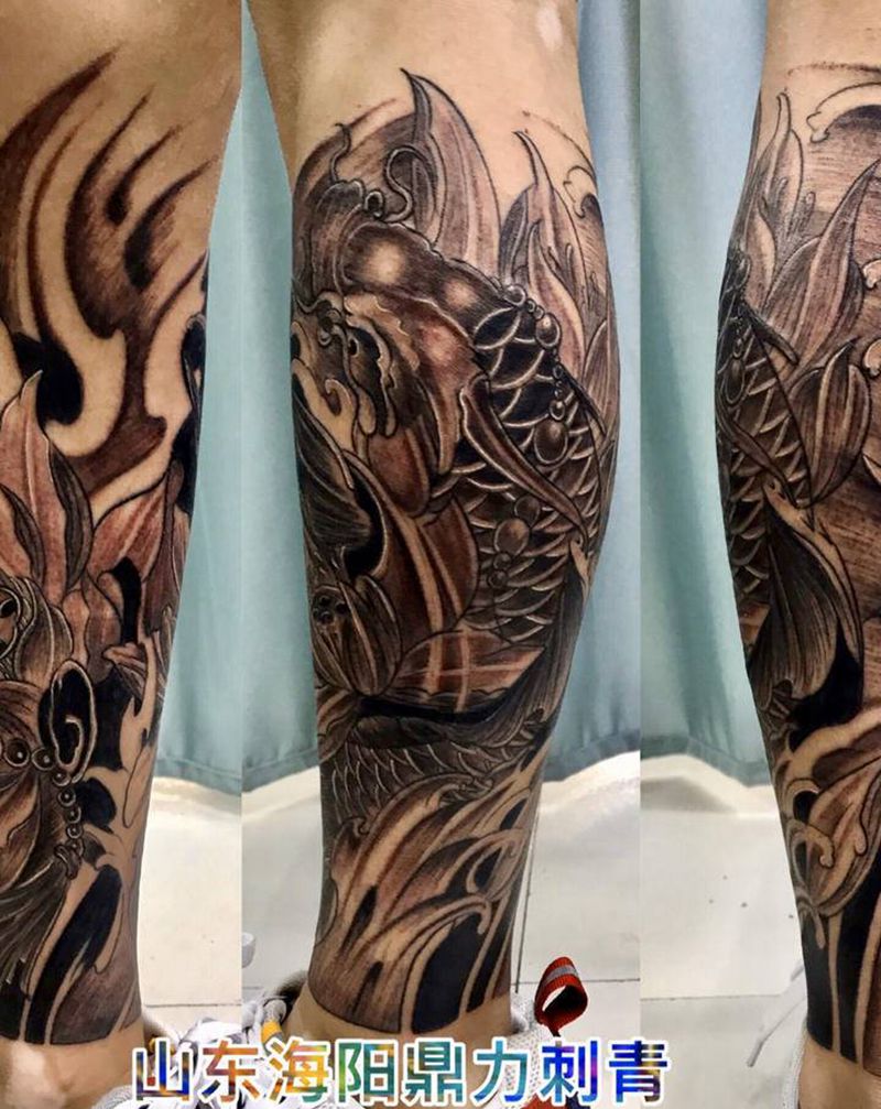 DL 包小腿黑灰打雾纹身图片_腿部老传统纹身图案