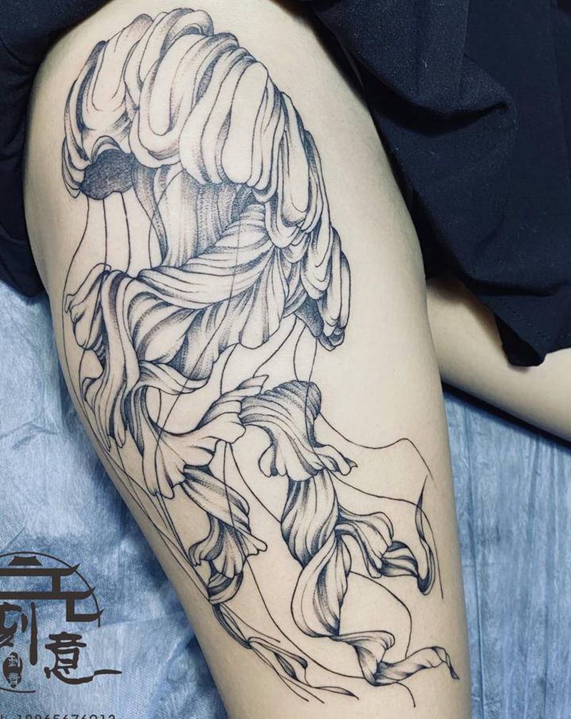 水母纹身图片_腿部暗黑个性纹身图案