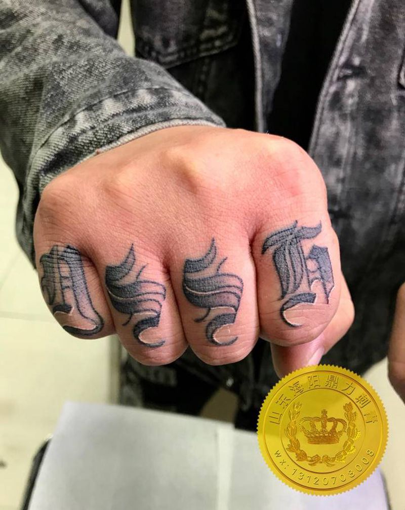 DL纹身图片_手部花体字纹身图案
