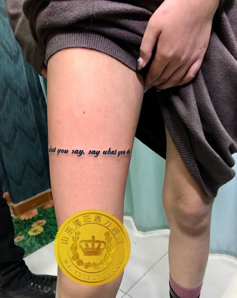 DL大腿英文控纹身图片_腿部老传统纹身图案