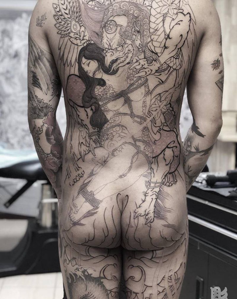 妖缚纹身图片_背部新传统纹身图案