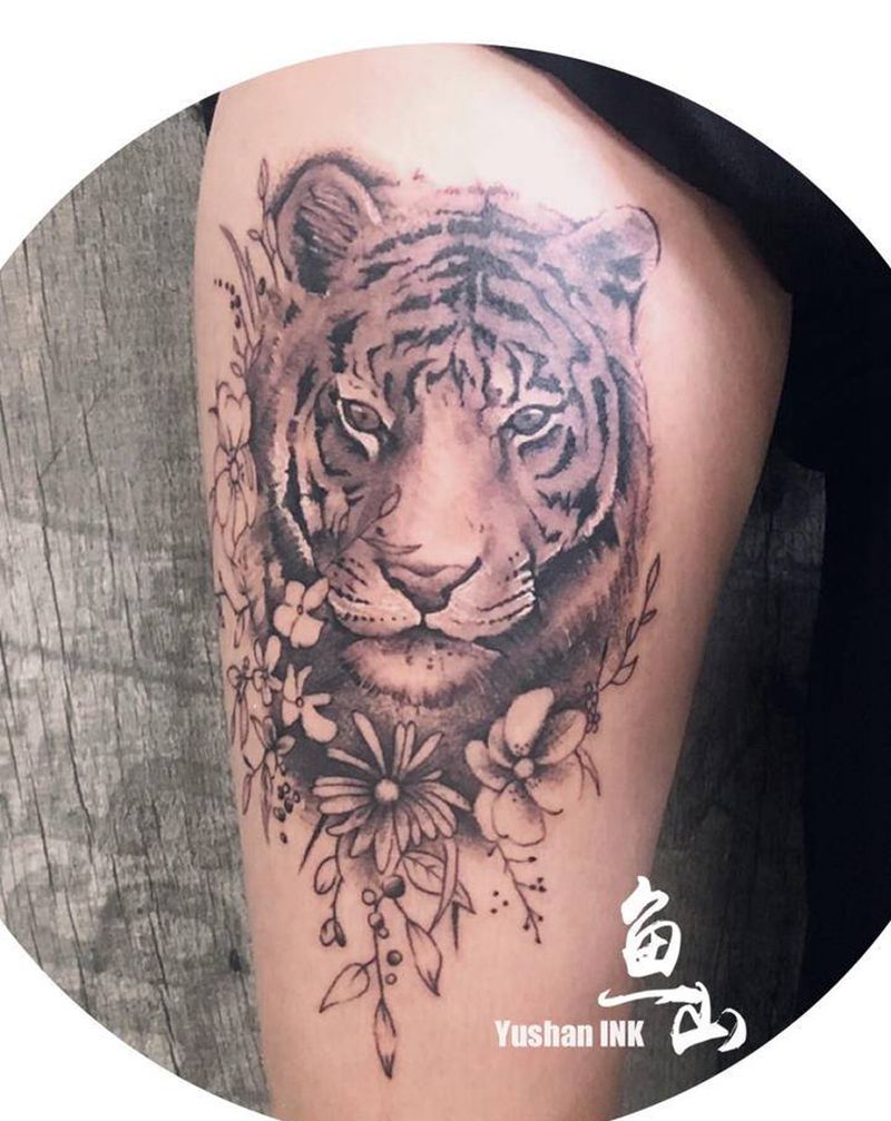 脑斧纹身图片_腿部纹身图案