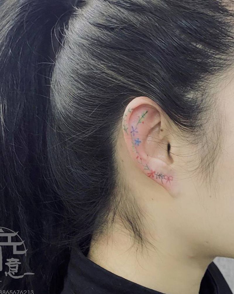 小清新纹身图片_耳朵花纹身图案
