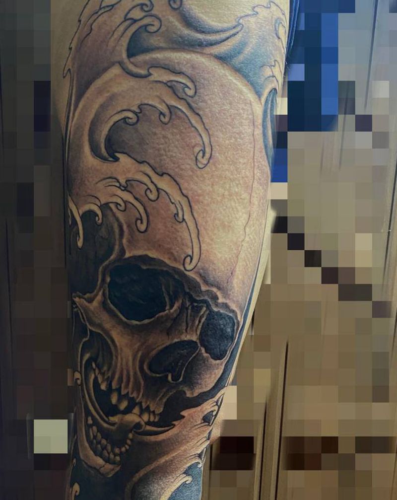 骷髅纹身图片_腿部纹身图案