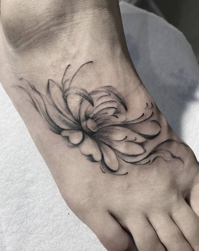 莲纹身图片_脚部纹身图案