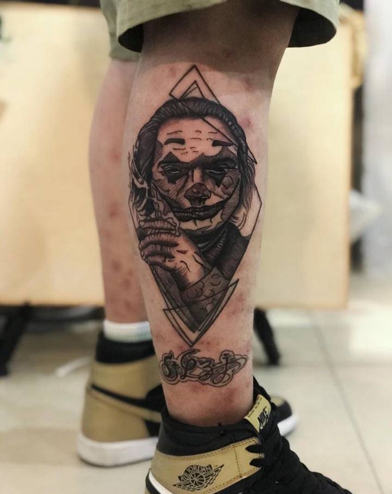 几何风小丑纹身图片_腿部几何欧美写实小丑纹身图案