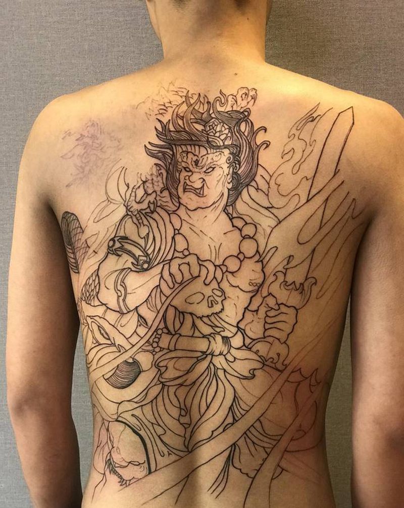 不动明王线条纹身图片_背部新传统不动明王纹身图案