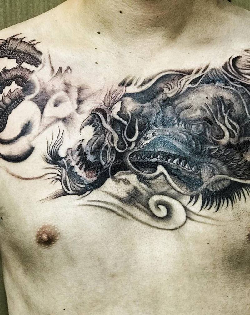 云中龙纹身图片_胸部新传统云中龙纹身图案