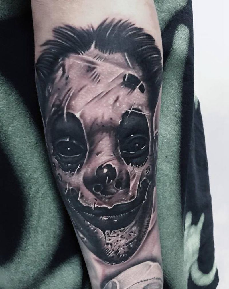 小丑纹身图片_手臂欧美写实纹身图案