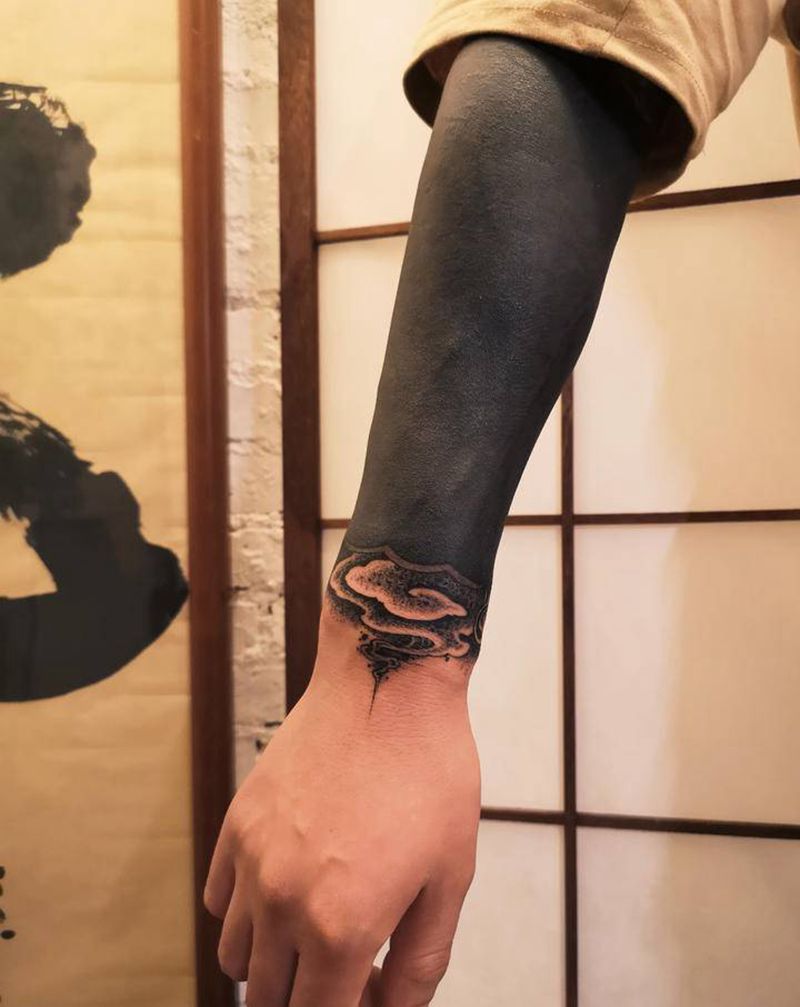 终极遮盖之黑就完了！纹身图片_手臂纹身图案