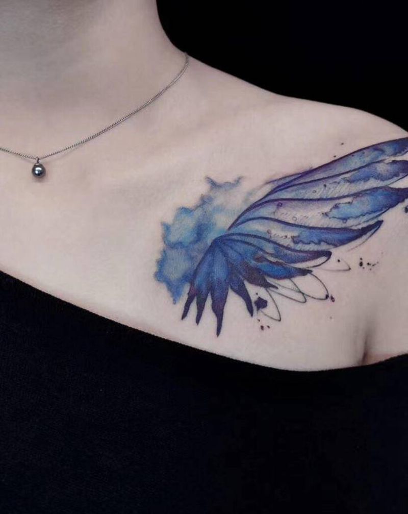 翅膀纹身图片_肩部纹身图案