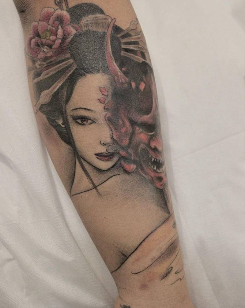 面具下的样子纹身图片_手臂新传统纹身图案