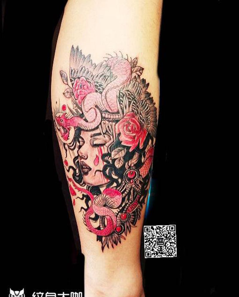 欧美纹身图片_腿部纹身图案