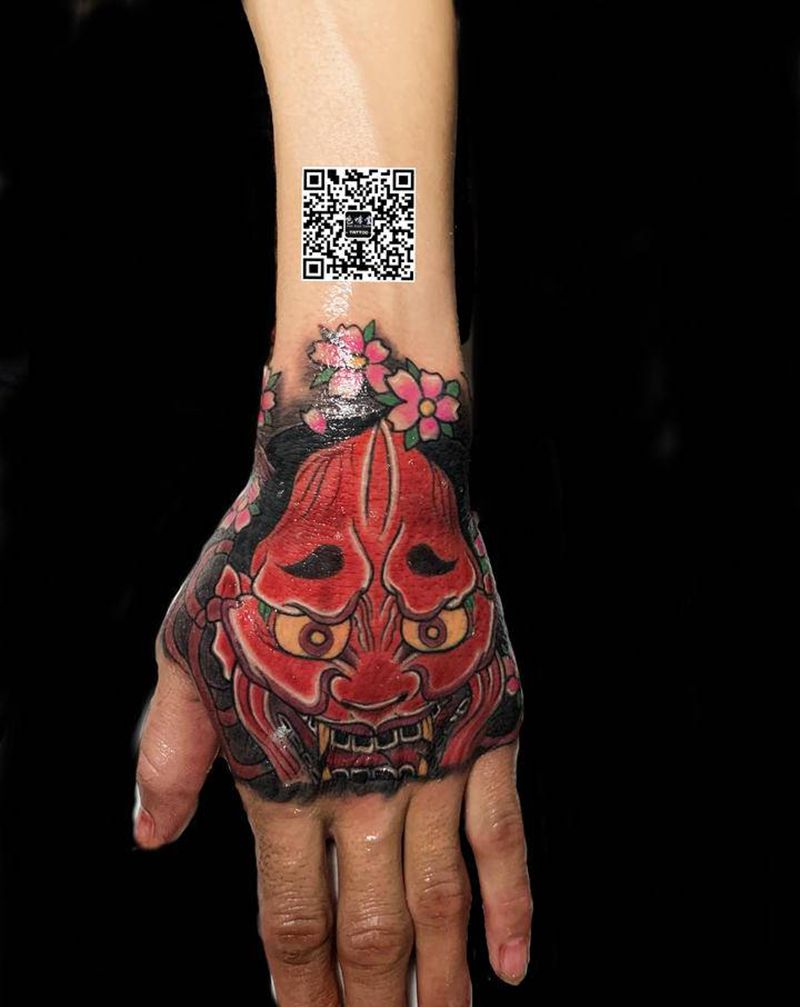 般若纹身图片_手部纹身图案