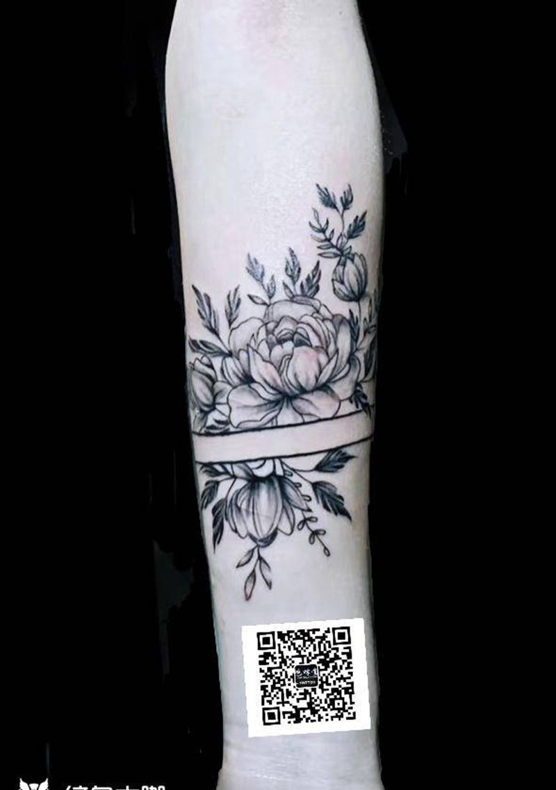 素花纹身图片_手臂纹身图案