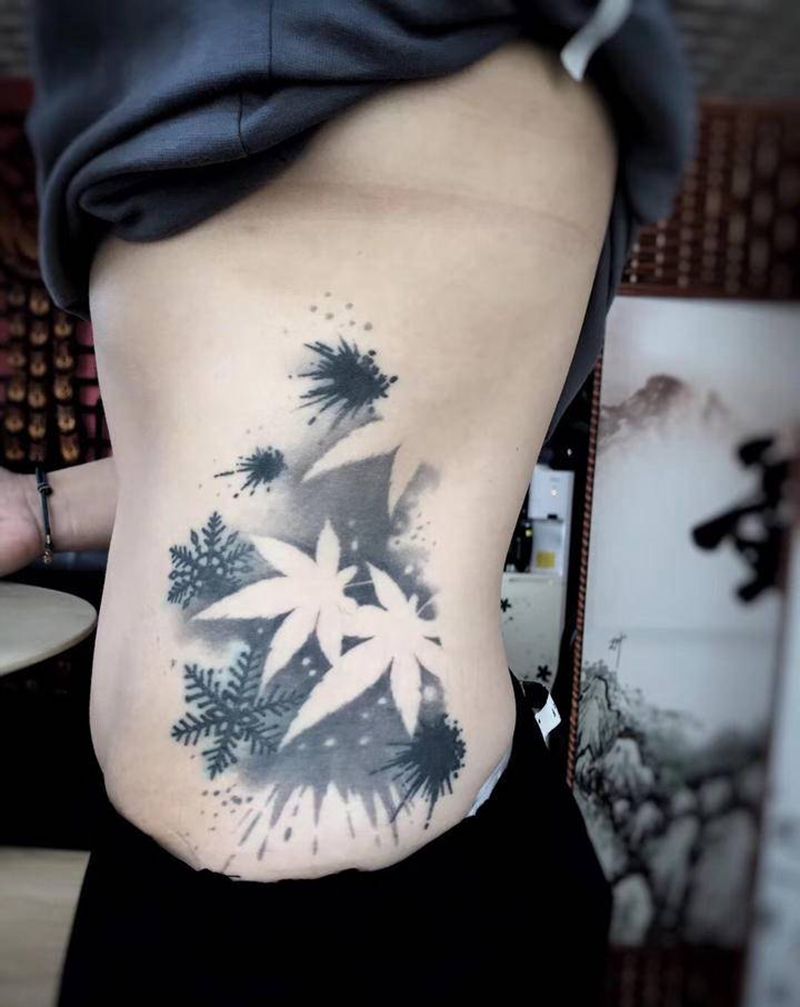 雅典娜纹身图片_腰部欧美写实纹身图案