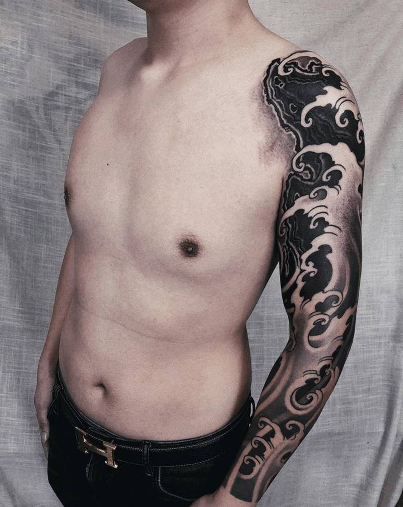 浪起纹身图片_手臂新传统纹身图案