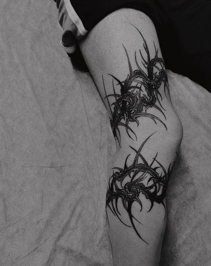 荆棘纹身图片_腿部纹身图案