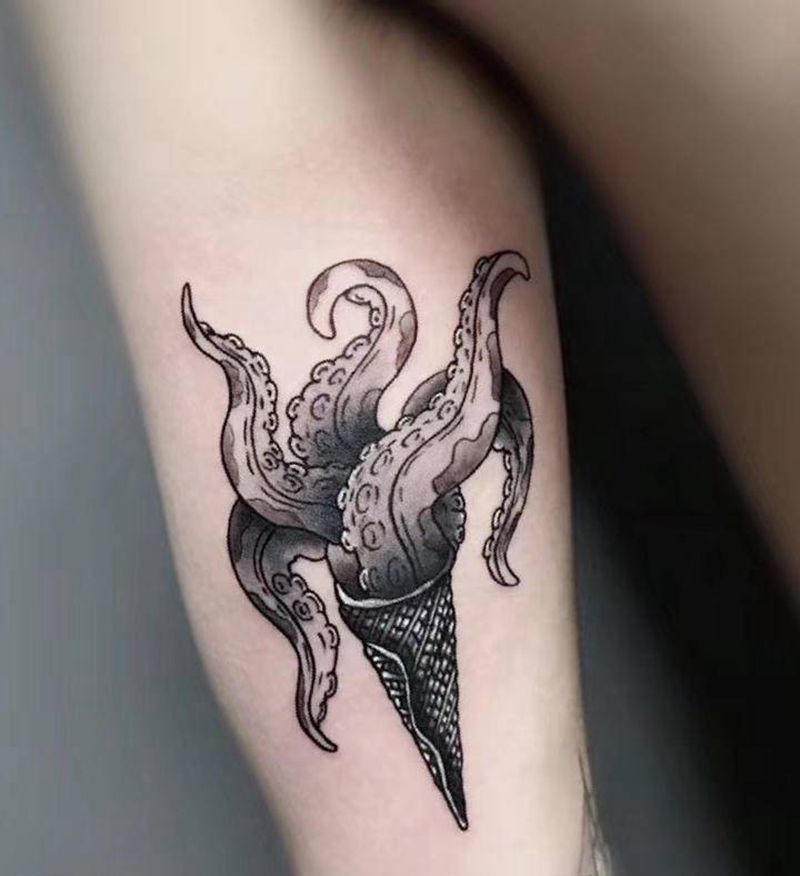 甜筒纹身图片_手臂Old School纹身图案