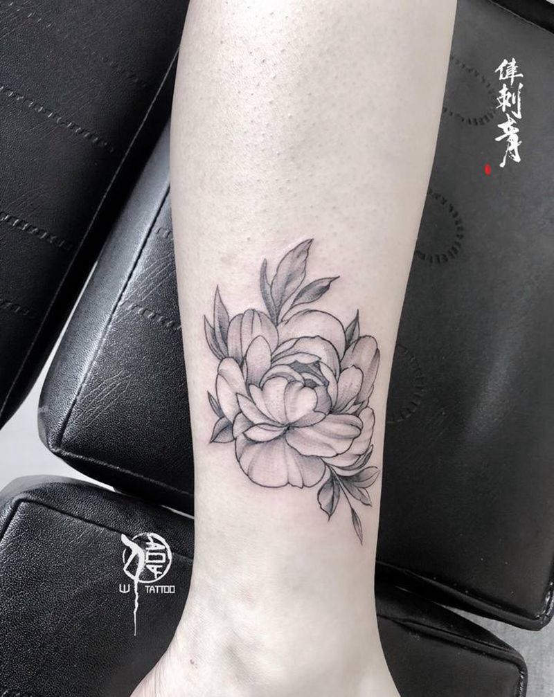 素花纹身图片_腿部纹身图案